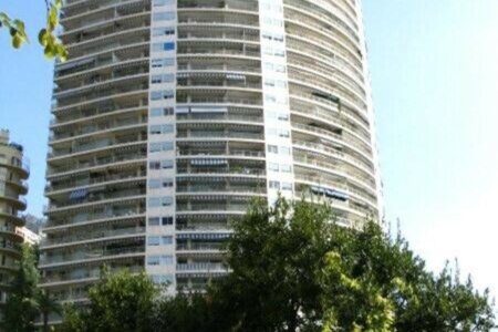 STUDIO CHATEAU PERIGORD - EXCLUSIVE - CLOSE TO TOWN CENTRE AND BEACHES